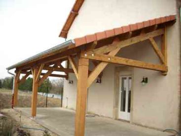Auvent en charpente - Boissiere et fils - Maisons ossature bois en Aveyron  - Fabrication, realisation, suivi de chantier